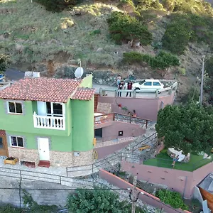 https://casa-la-hagar.in-canary-islands.com